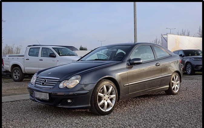 Mercedes-Benz Klasa C cena 15999 przebieg: 241386, rok produkcji 2006 z Brańsk małe 232